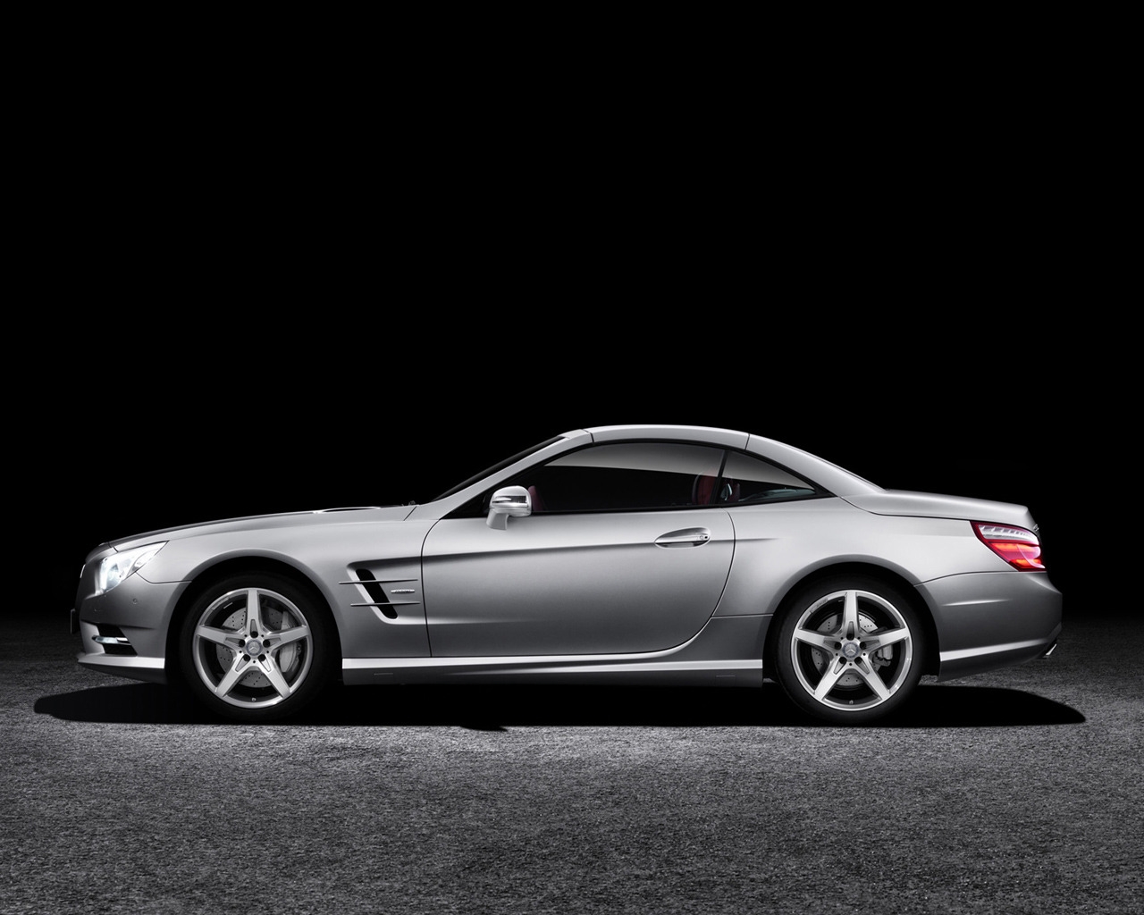 2012 Mercedes SL Side VIew for 1280 x 1024 resolution