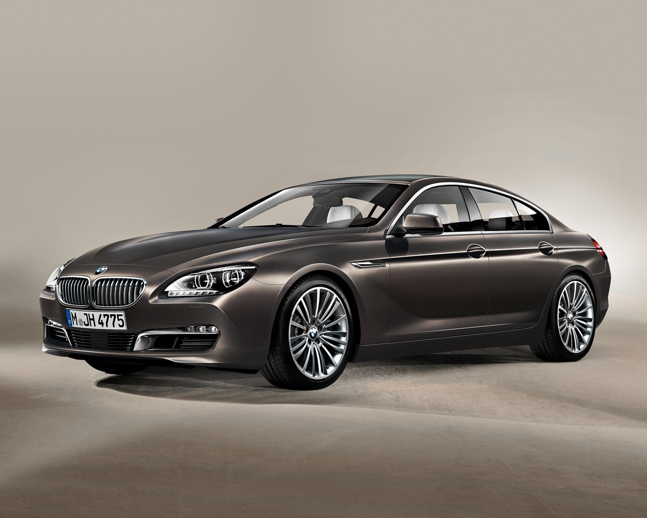 2013 BMW 6 Series Gran Coupe Studio for 1280 x 1024 resolution