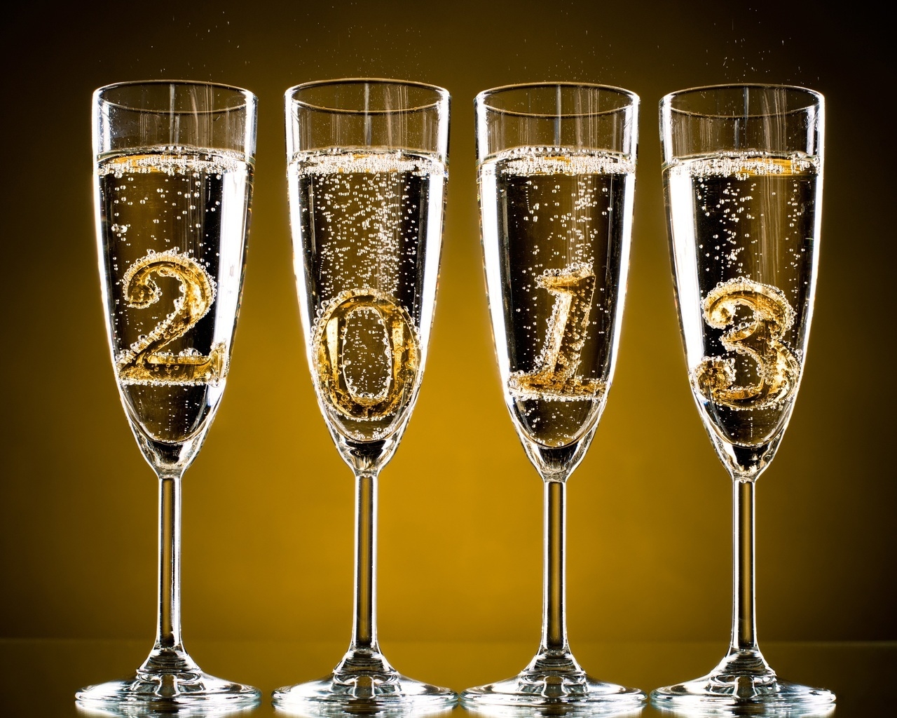 2013 Champagne for 1280 x 1024 resolution
