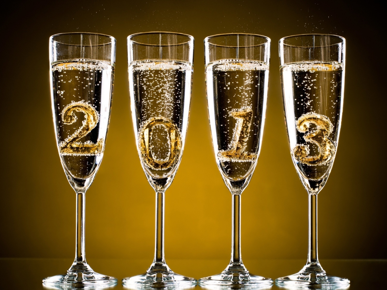 2013 Champagne for 1280 x 960 resolution