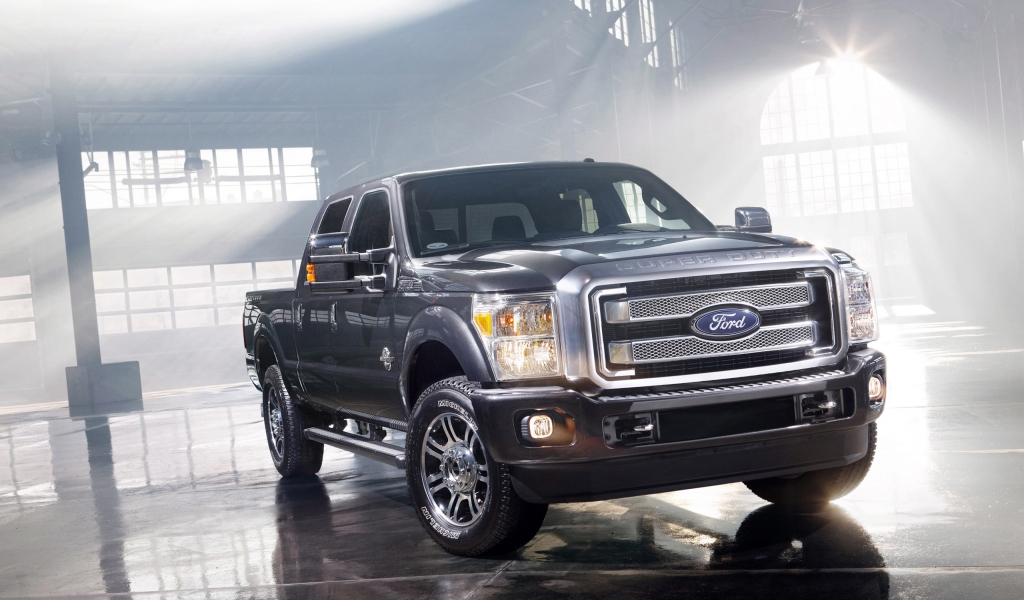 2013 Ford Super Duty Platinum Grey for 1024 x 600 widescreen resolution