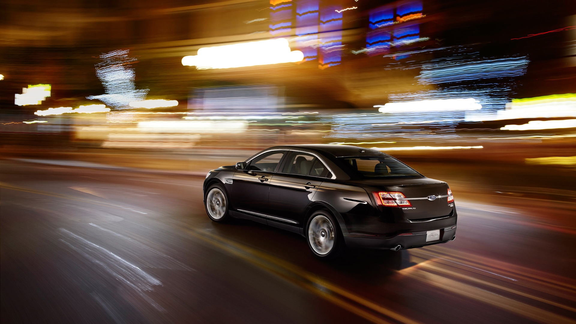 2013 Ford Taurus for 1920 x 1080 HDTV 1080p resolution