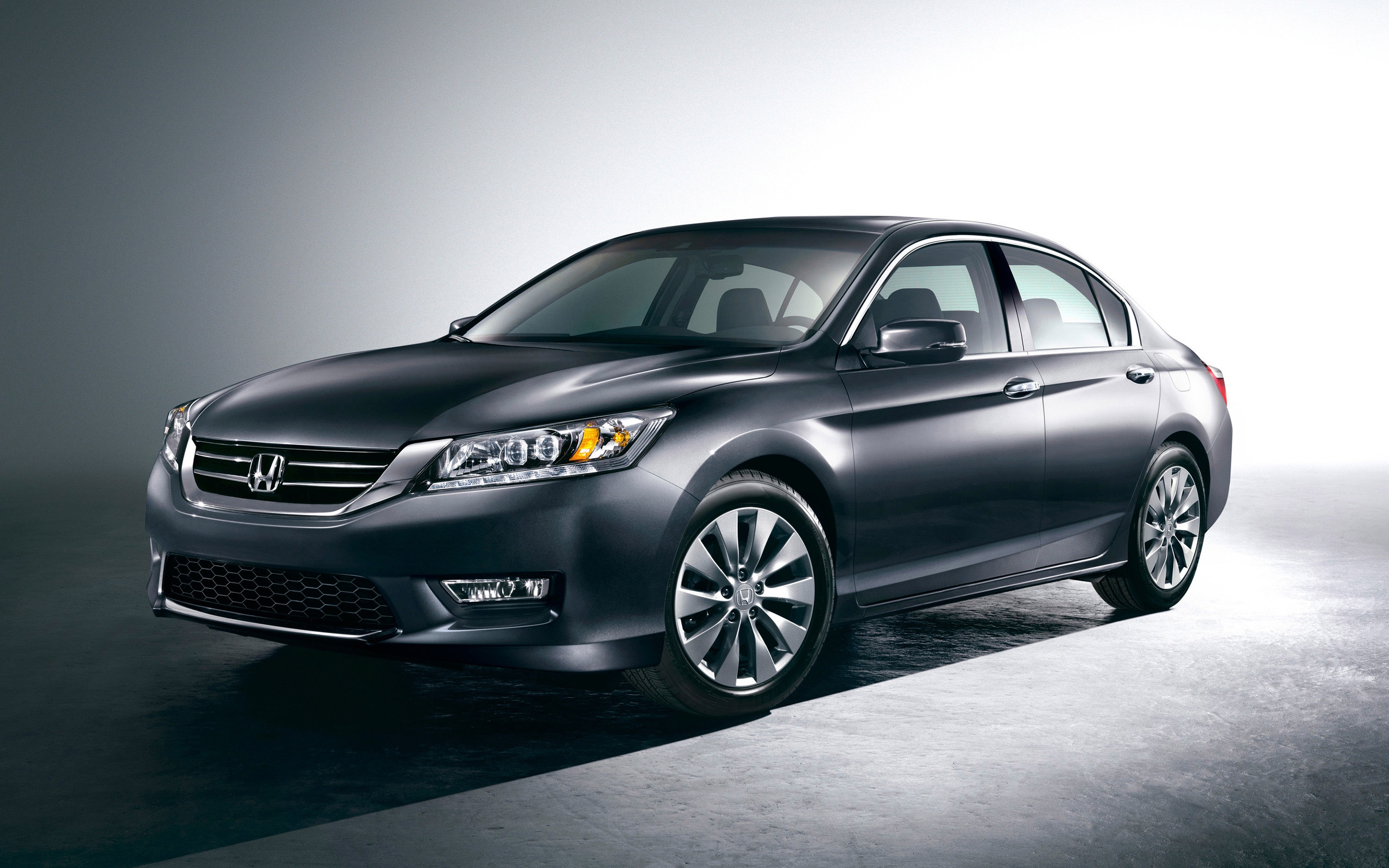 2013 Honda Accord for 2880 x 1800 Retina Display resolution