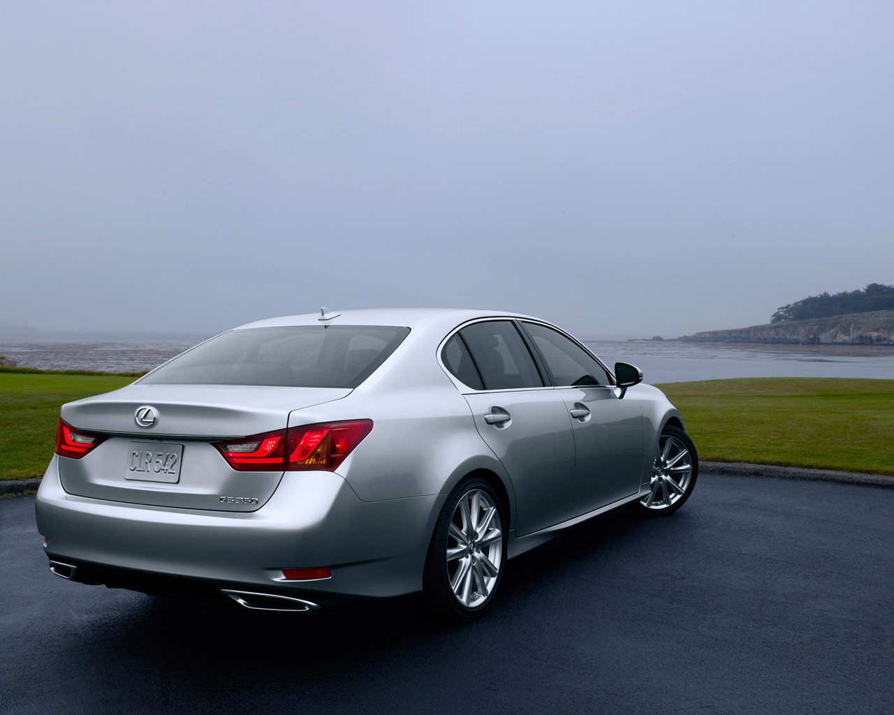 2013 Lexus GS 350 Rear for 1280 x 1024 resolution