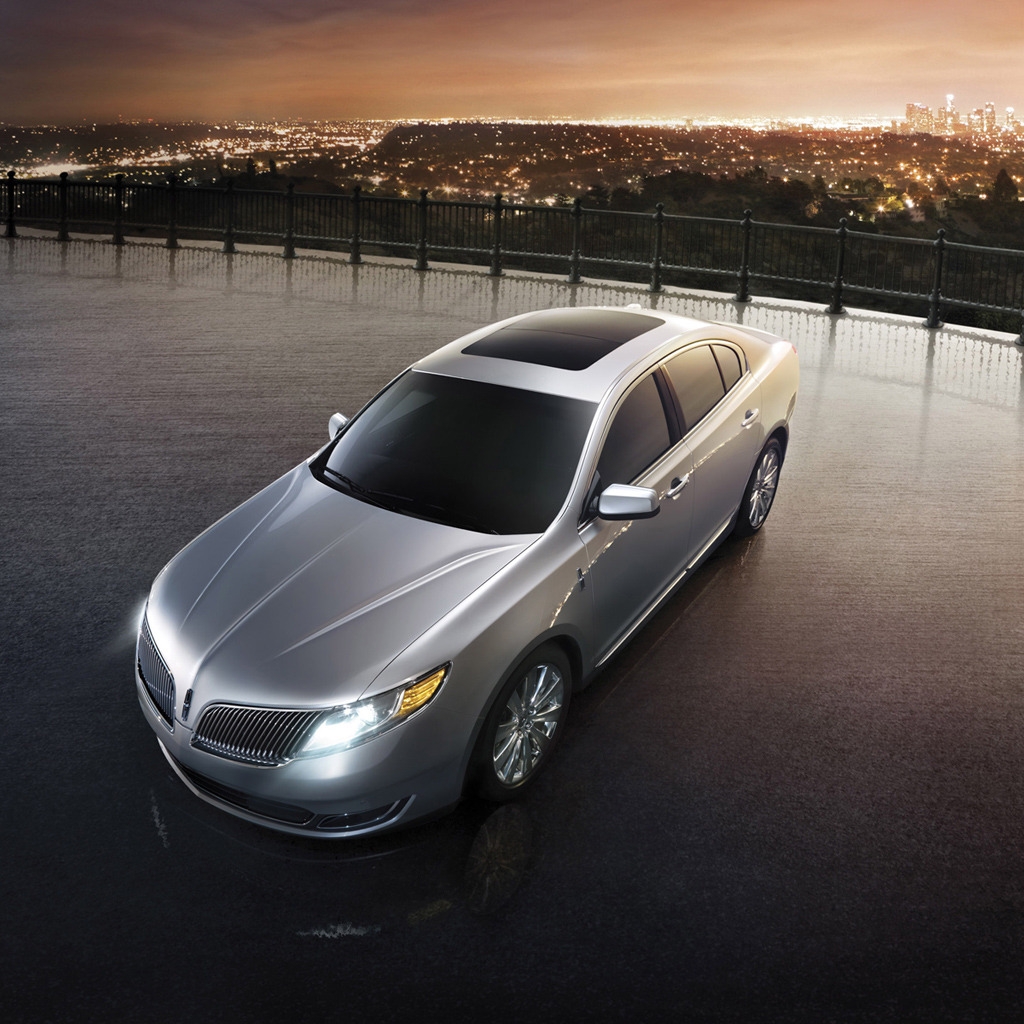 2013 Lincoln MKS for 1024 x 1024 iPad resolution