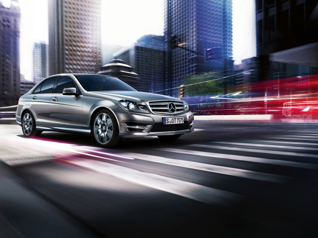 2013 Mercedes-Benz C Class for 1024 x 768 resolution