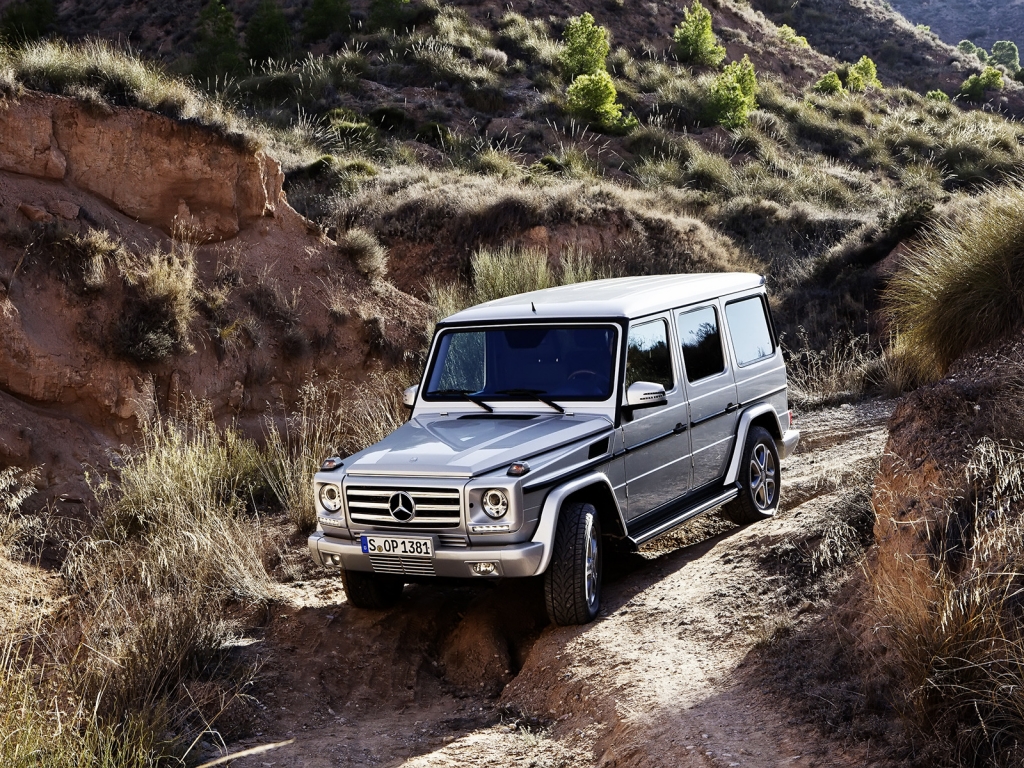 2013 Mercedes Benz G Class Off Road for 1024 x 768 resolution
