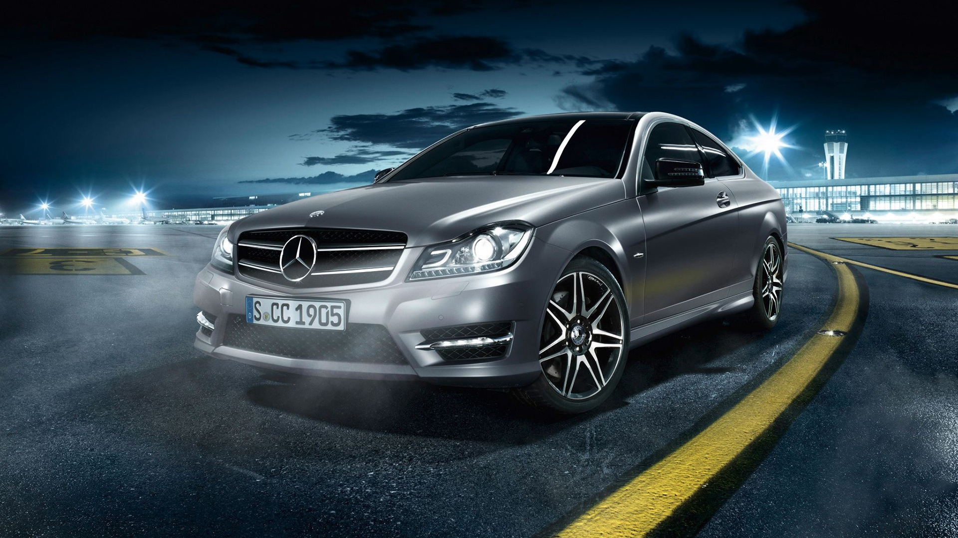2013 Mercedes C Class AMG for 1920 x 1080 HDTV 1080p resolution