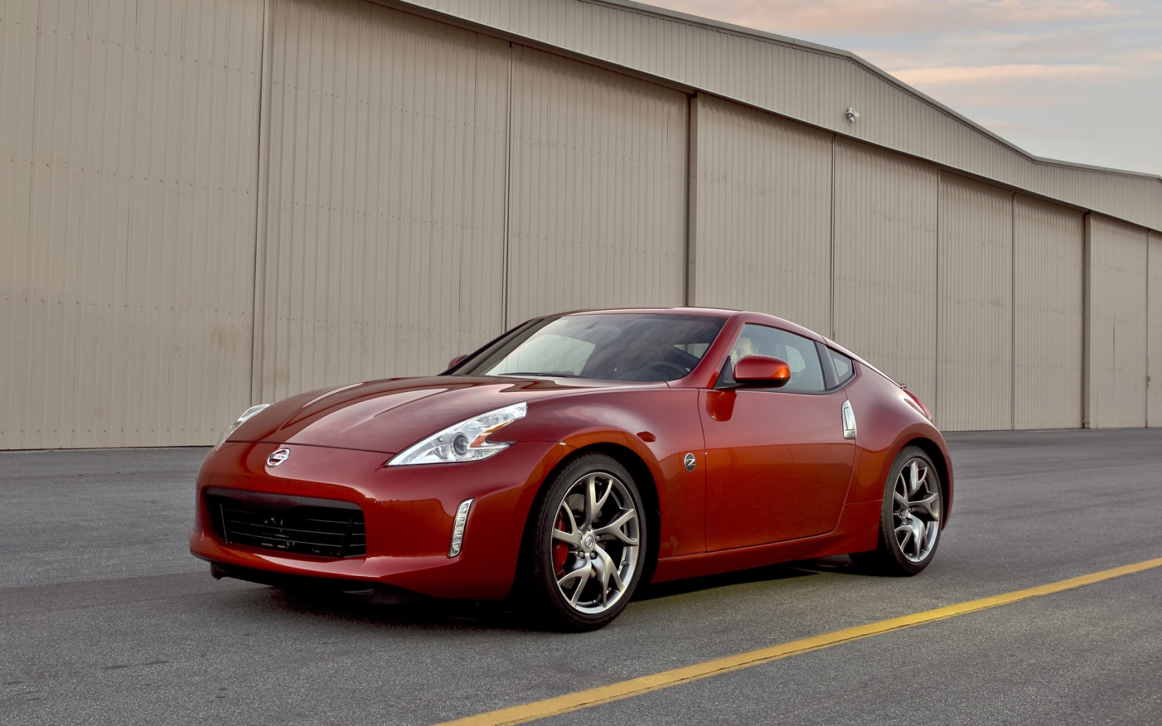 2013 Nissan 370Z Magma Red for 1680 x 1050 widescreen resolution