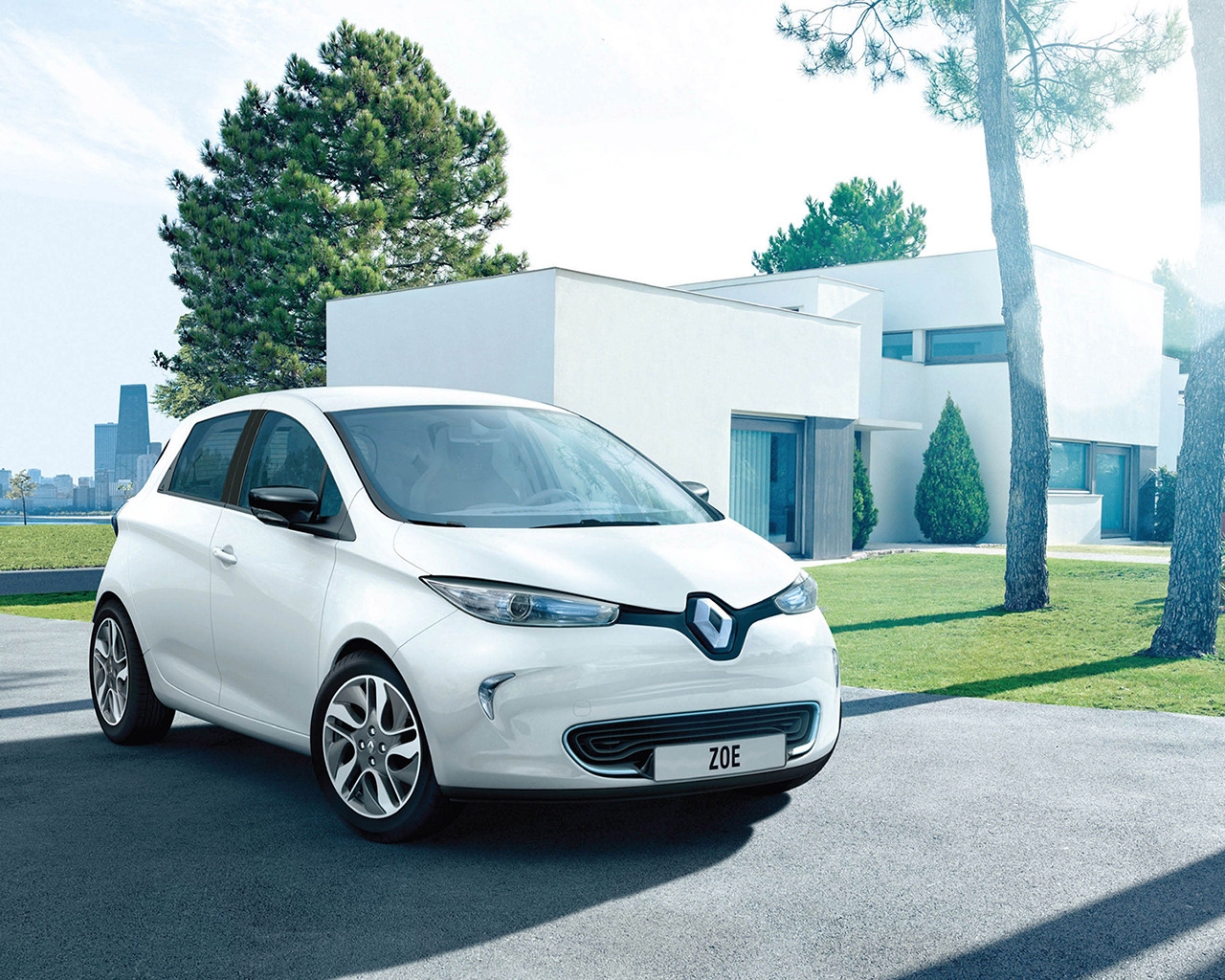 2013 Renault Zoe for 1280 x 1024 resolution