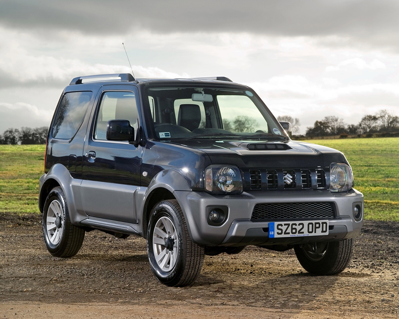 2013 Suzuki Jimny for 1280 x 1024 resolution