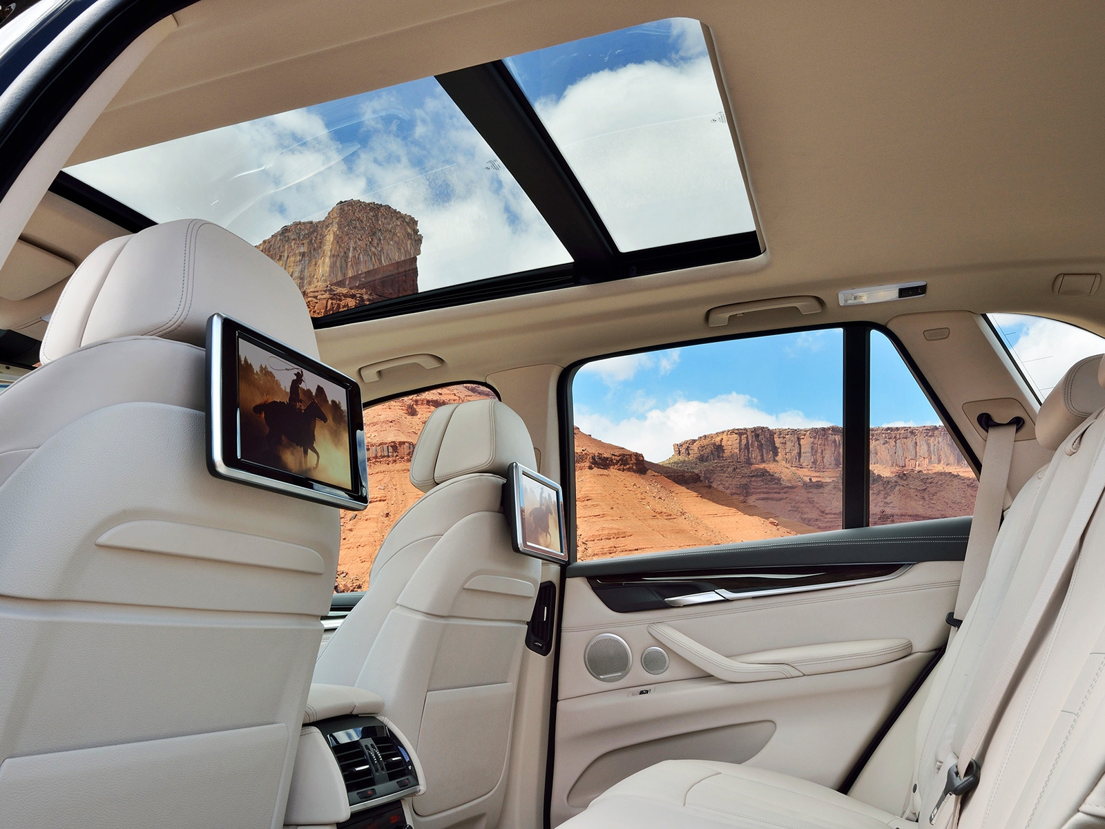 2014 BMW X5 Interior for 1600 x 1200 resolution