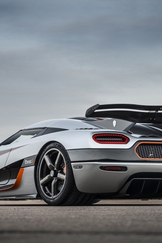 2014 Koenigsegg Agera One for 320 x 480 iPhone resolution