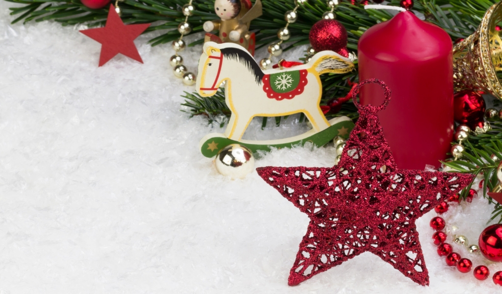 2014 Small Christmas Ornaments for 1024 x 600 widescreen resolution