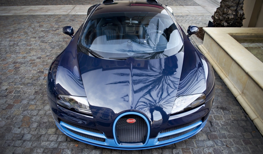 2015 Bugatti Veyron Front View for 1024 x 600 widescreen resolution