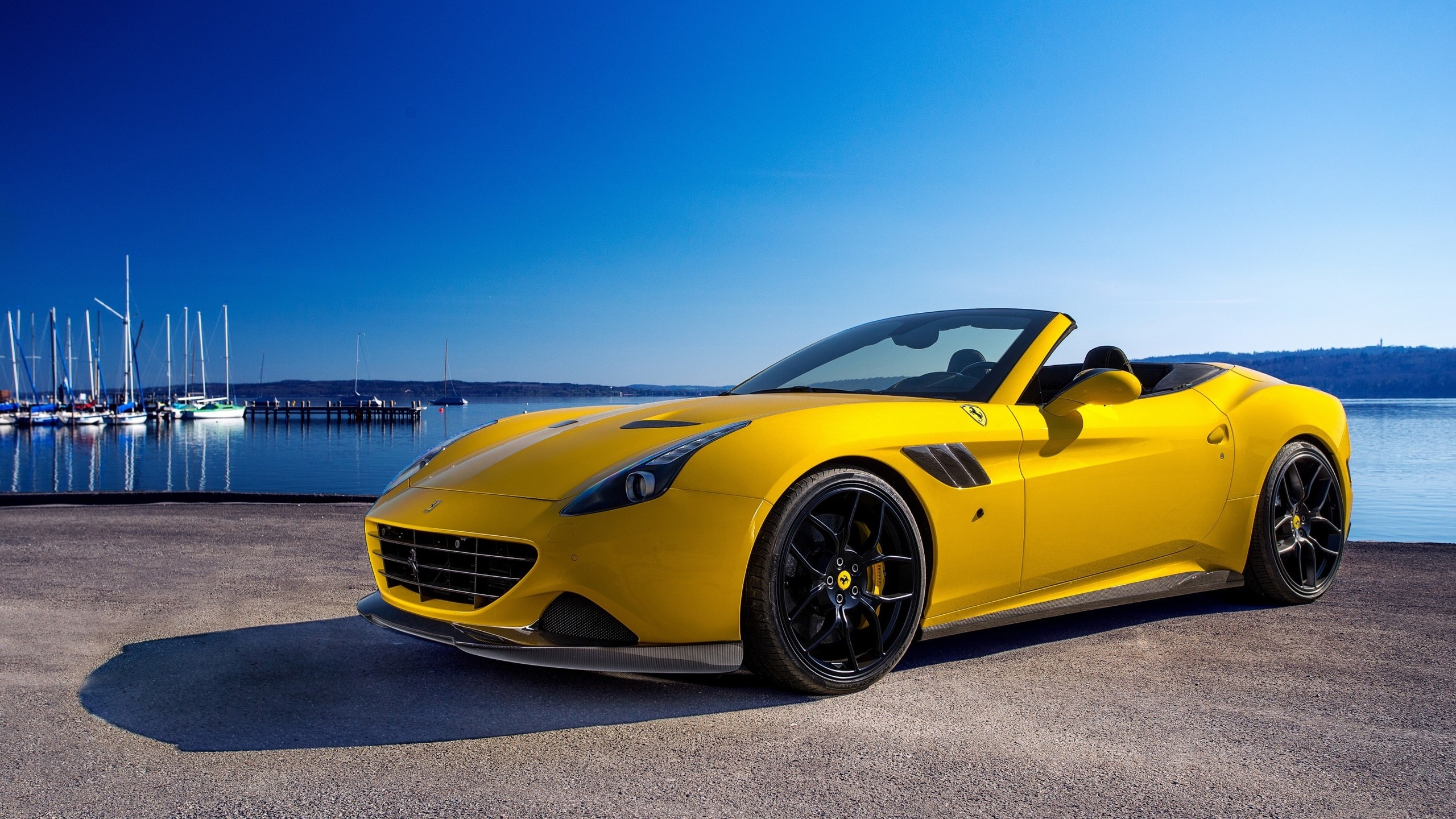 2015 Ferrari California T for 2560x1440 HDTV resolution