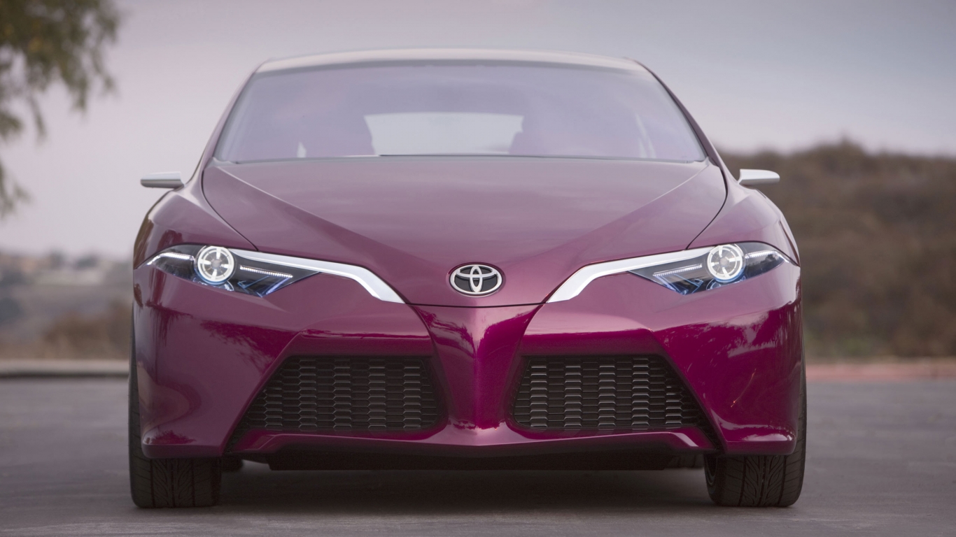 2015 Toyota NS4 Hybrid Concept for 1366 x 768 HDTV resolution