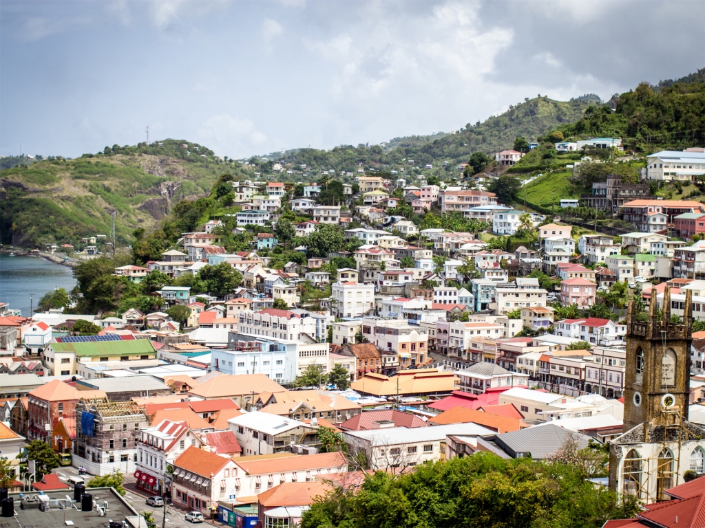 A Grenadian Village for 1024 x 768 resolution