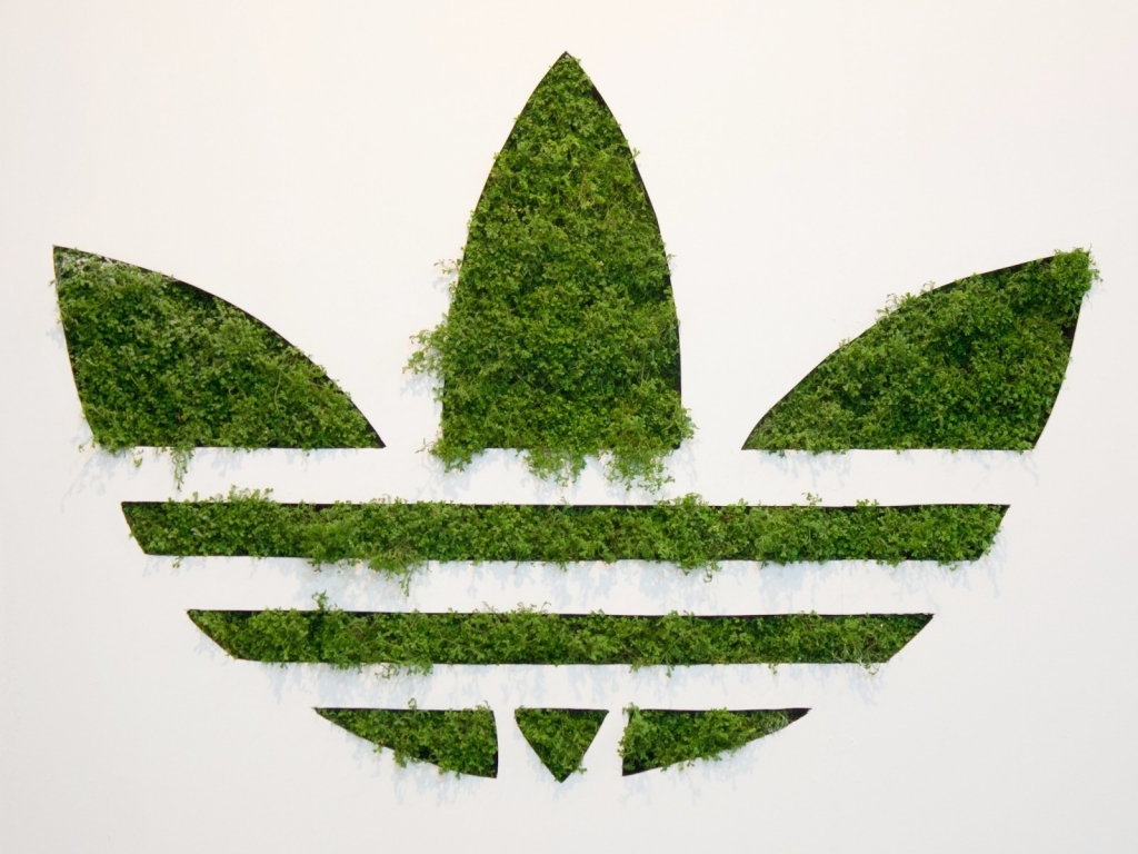 Adidas Green Logo for 1024 x 768 resolution