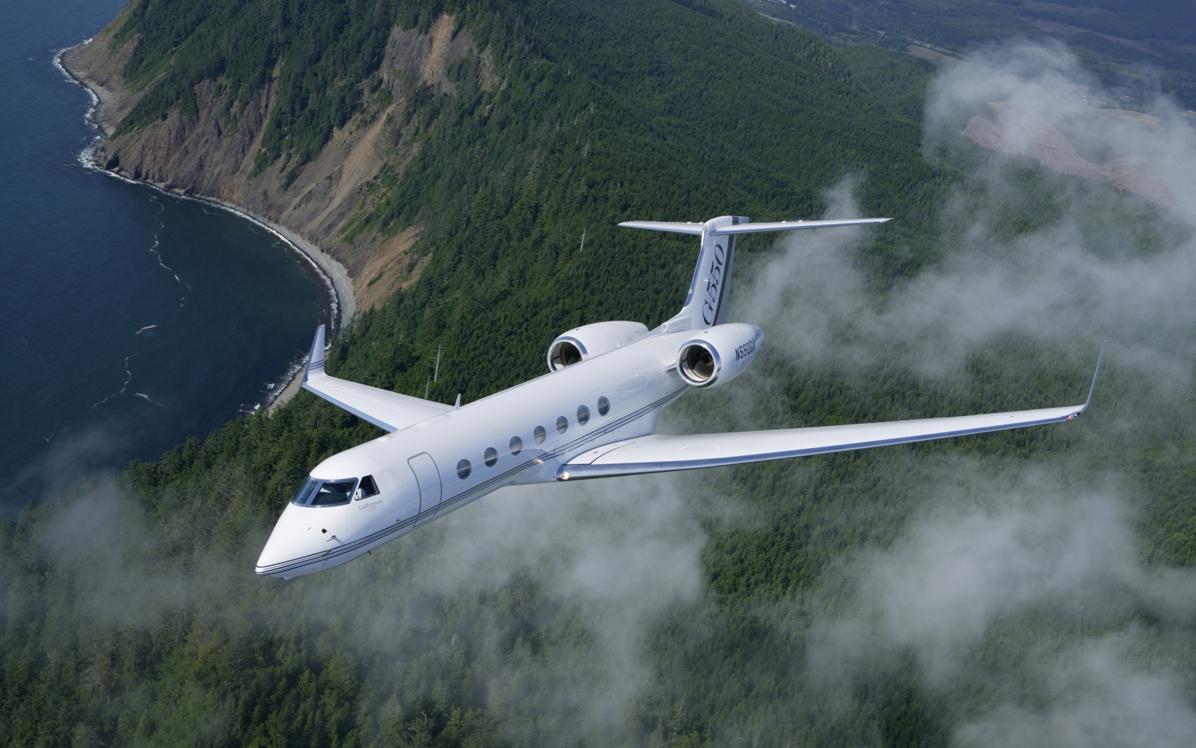 Aerospace G550 for 1680 x 1050 widescreen resolution