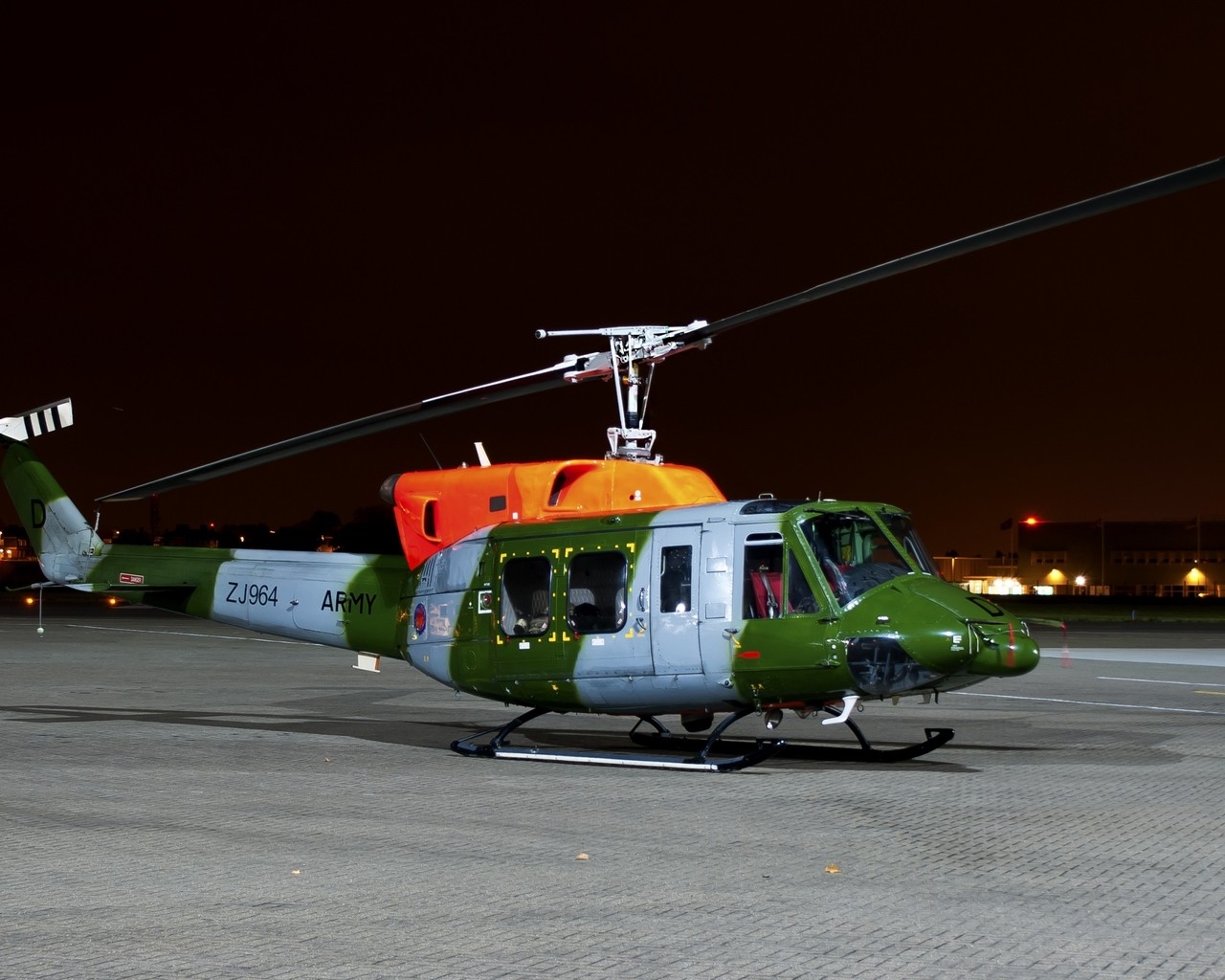 Agusta Bell AB 212 Helicopter for 1280 x 1024 resolution