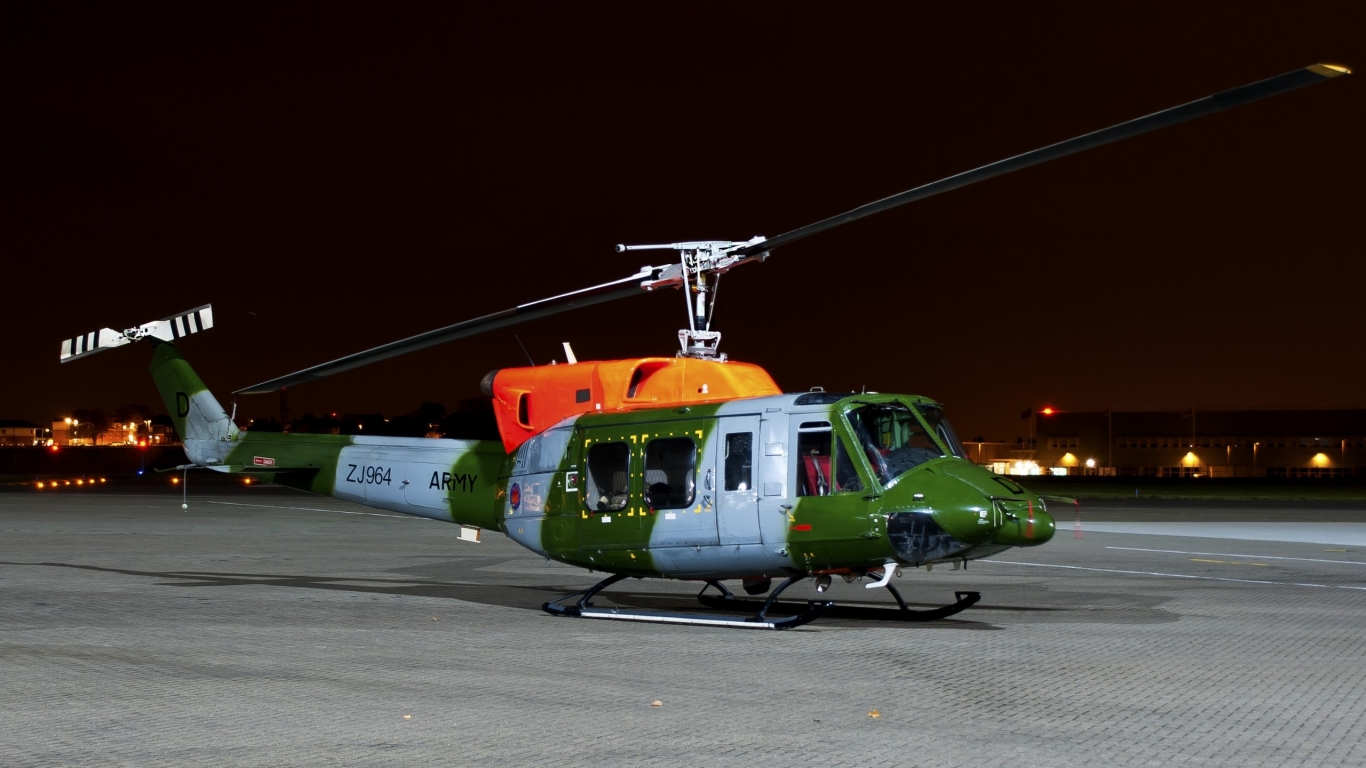 Agusta Bell AB 212 Helicopter for 1366 x 768 HDTV resolution