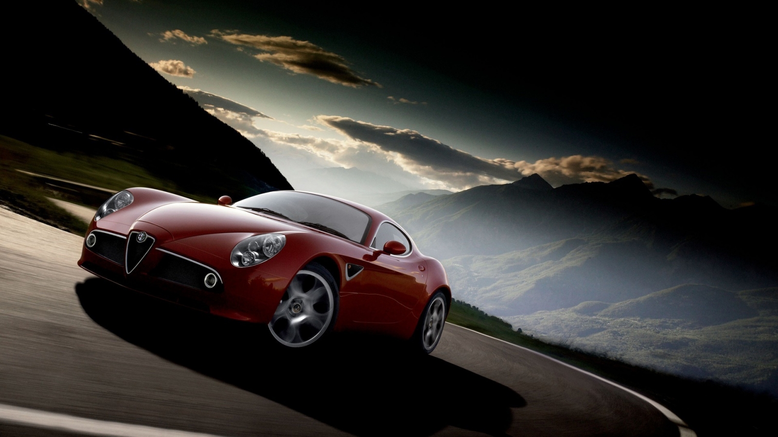 Alfa Romeo 8C Front for 1600 x 900 HDTV resolution