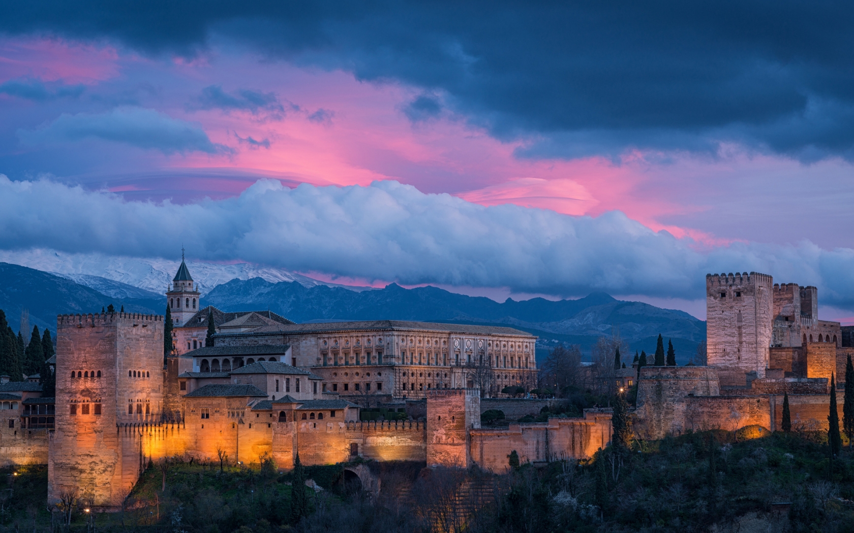Alhambra Spain for 1680 x 1050 widescreen resolution