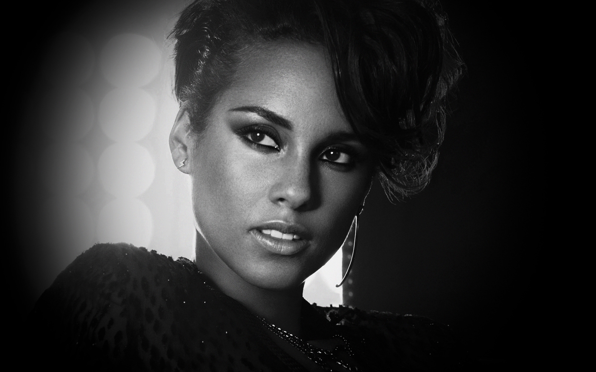 Alicia Keys Black and White for 1920 x 1200 widescreen resolution