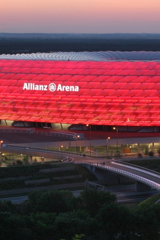 Allianz Arena for 320 x 480 iPhone resolution