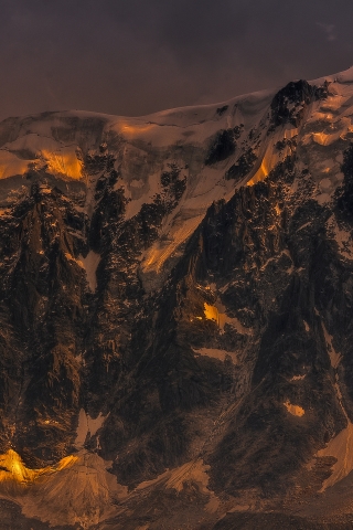Alps Lights for 320 x 480 iPhone resolution
