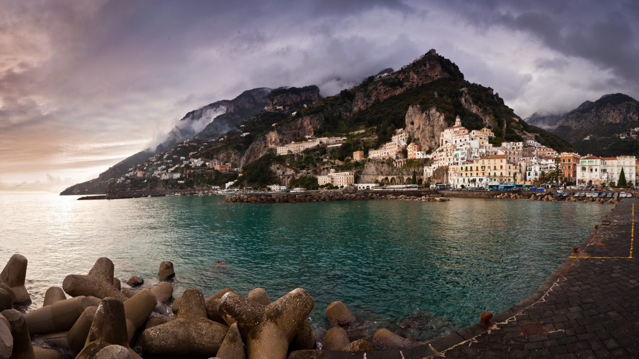 Amalfi Coast Italy for 1280 x 720 HDTV 720p resolution