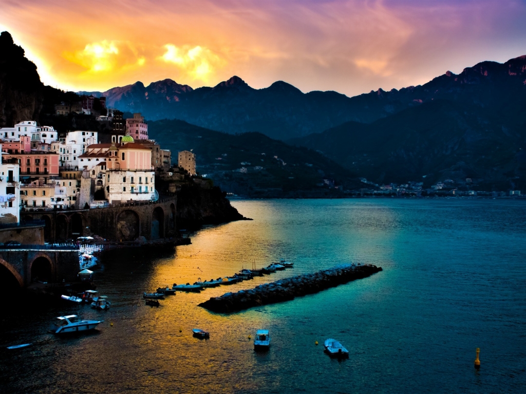 Amalfi Coast Landscape for 1024 x 768 resolution