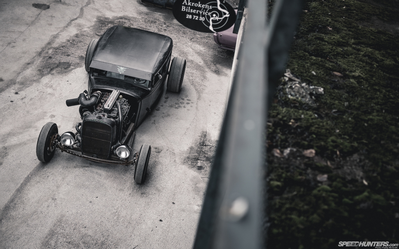 Amazing Black Hot Rod for 1680 x 1050 widescreen resolution