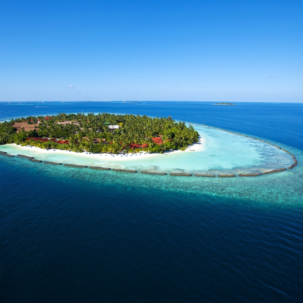 Amazing Maldives Island View for 1024 x 1024 iPad resolution
