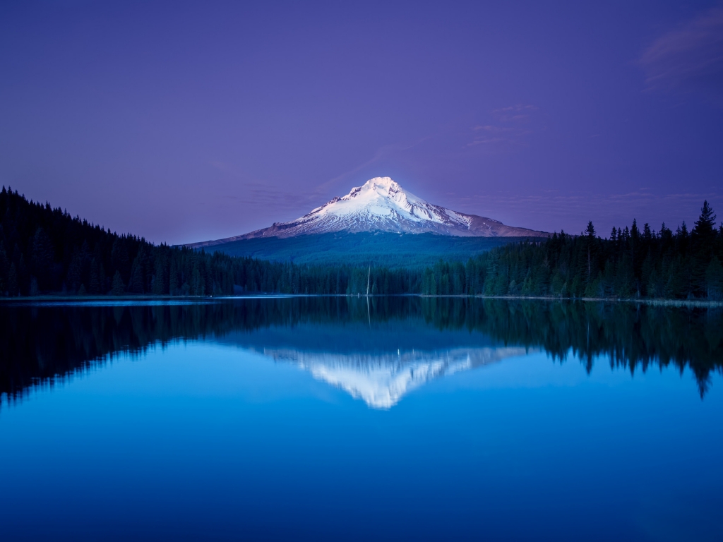 Amazing Mountain Lake Reflection  for 1024 x 768 resolution