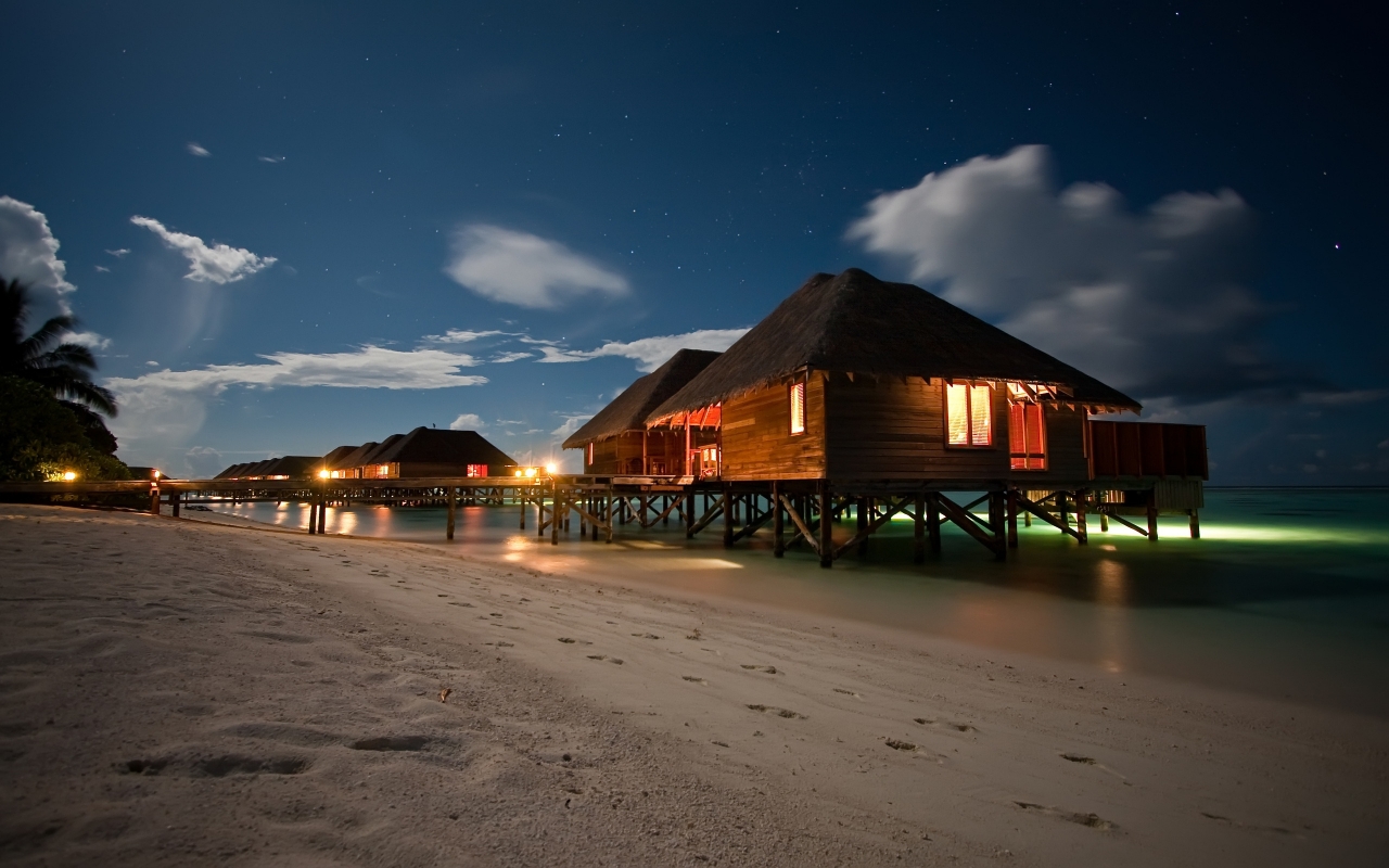 Amazing Night Beach Landscape for 1280 x 800 widescreen resolution
