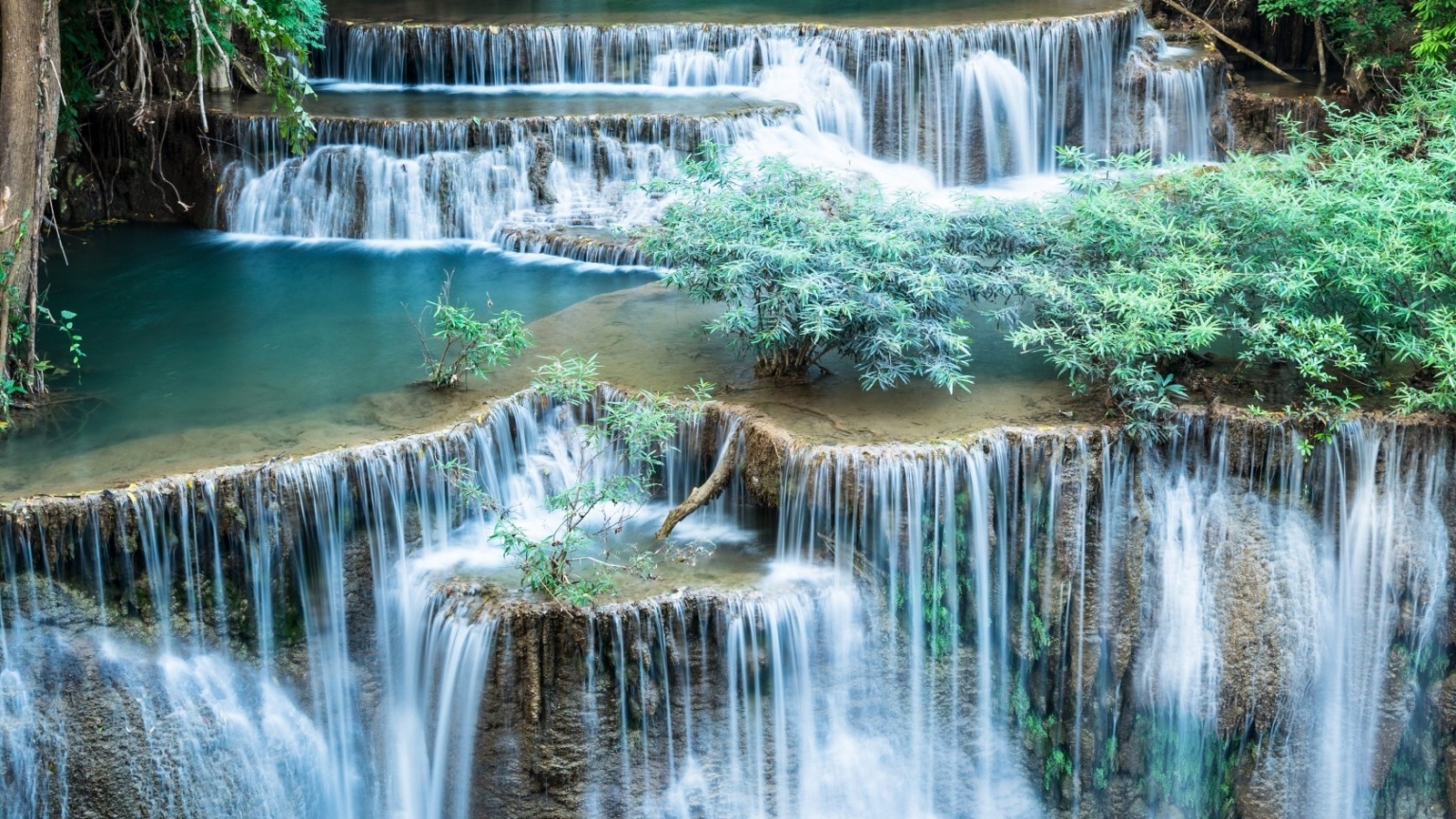 Amazing Waterfalls  for 1536 x 864 HDTV resolution