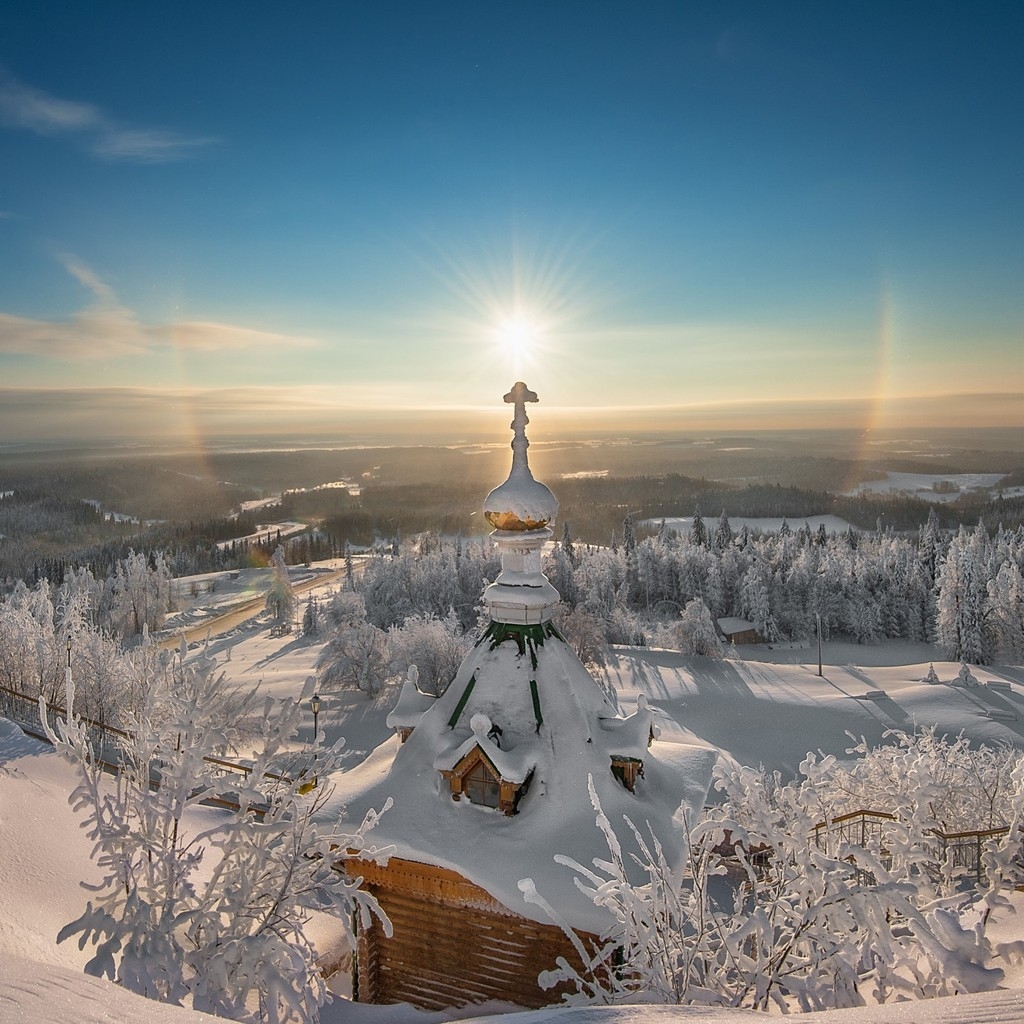 Amazing Winter Landscape for 1024 x 1024 iPad resolution