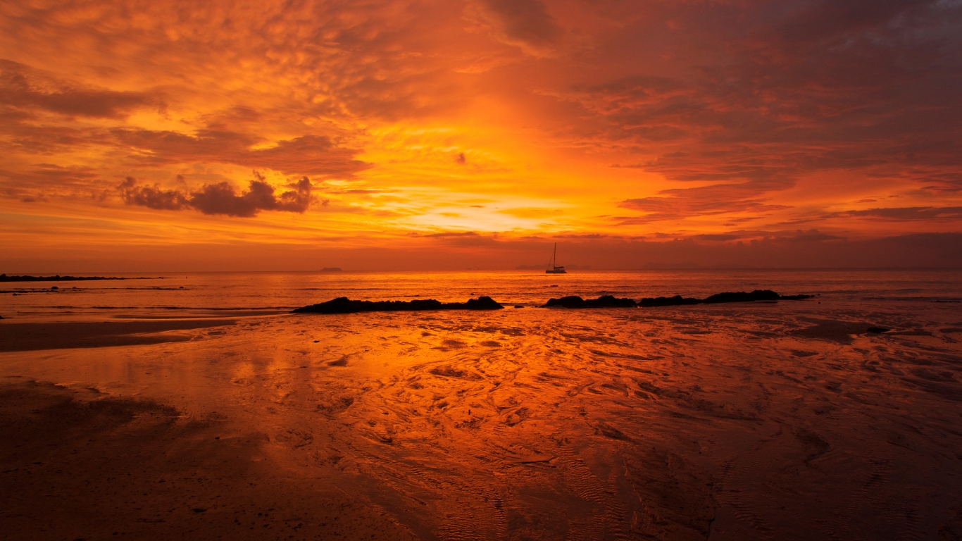 Andaman Sunset for 1366 x 768 HDTV resolution