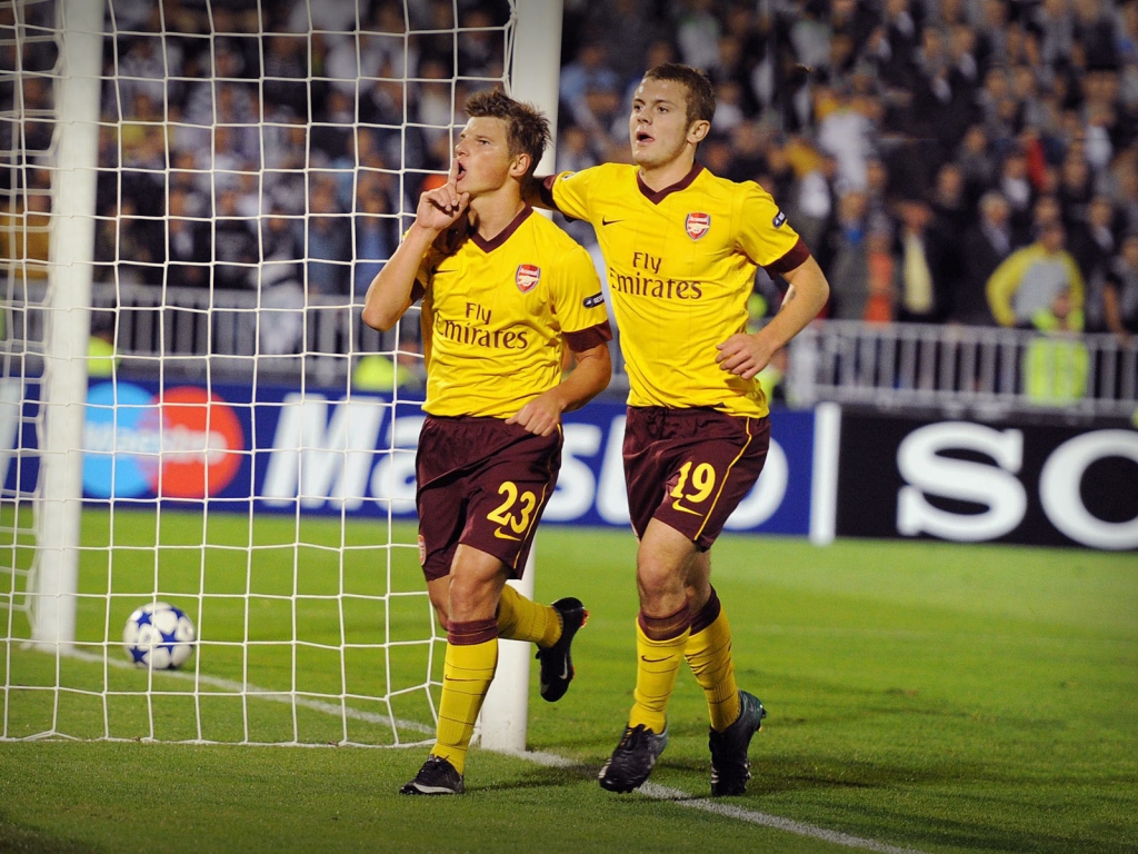 Andrey Arshavin and Jack Wilshere for 1024 x 768 resolution