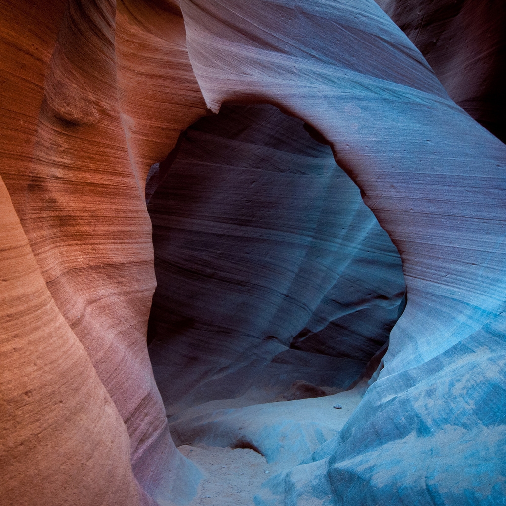 Antelope Canyon for 1024 x 1024 iPad resolution