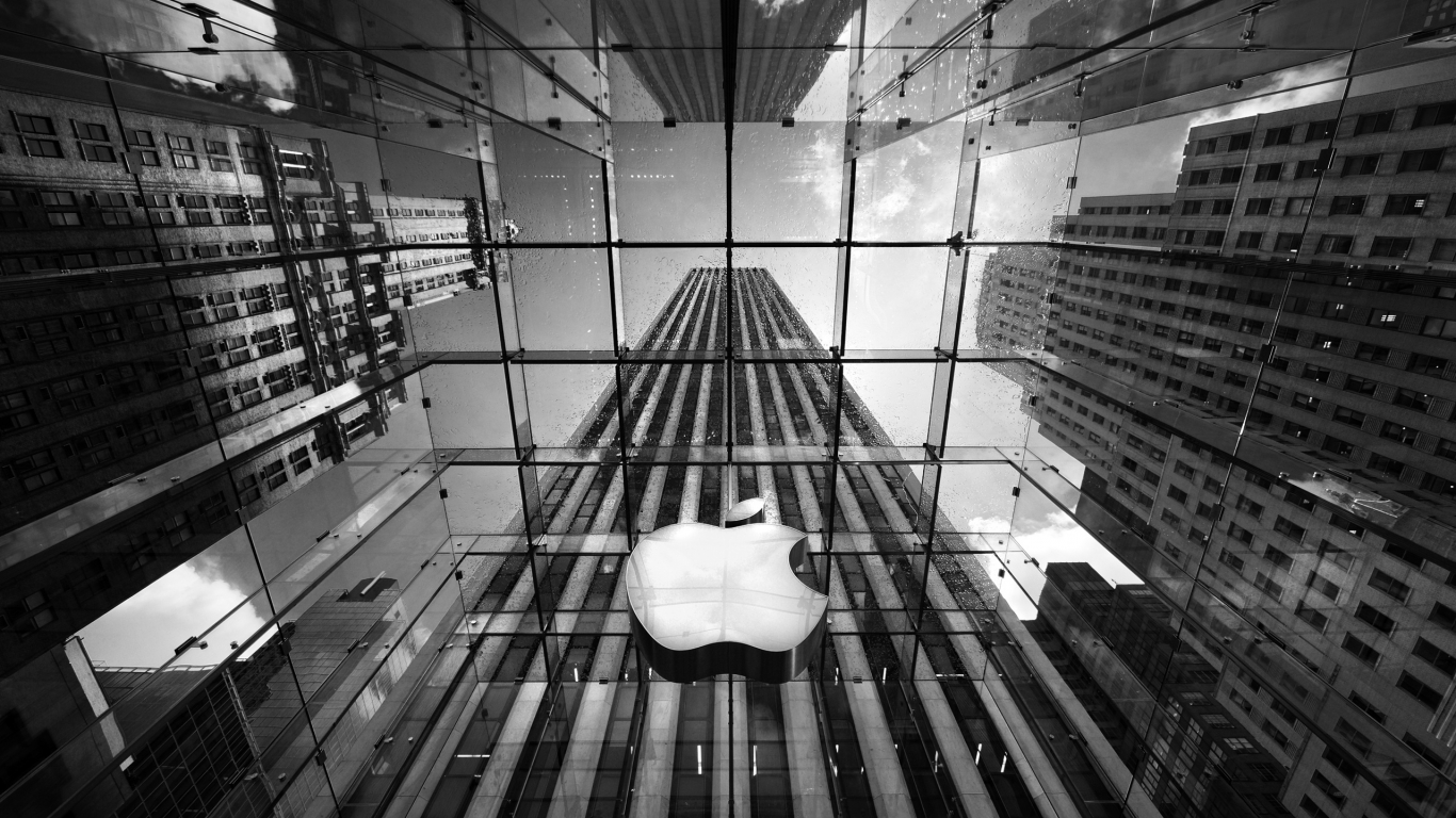 Apple in big Apple for 1366 x 768 HDTV resolution
