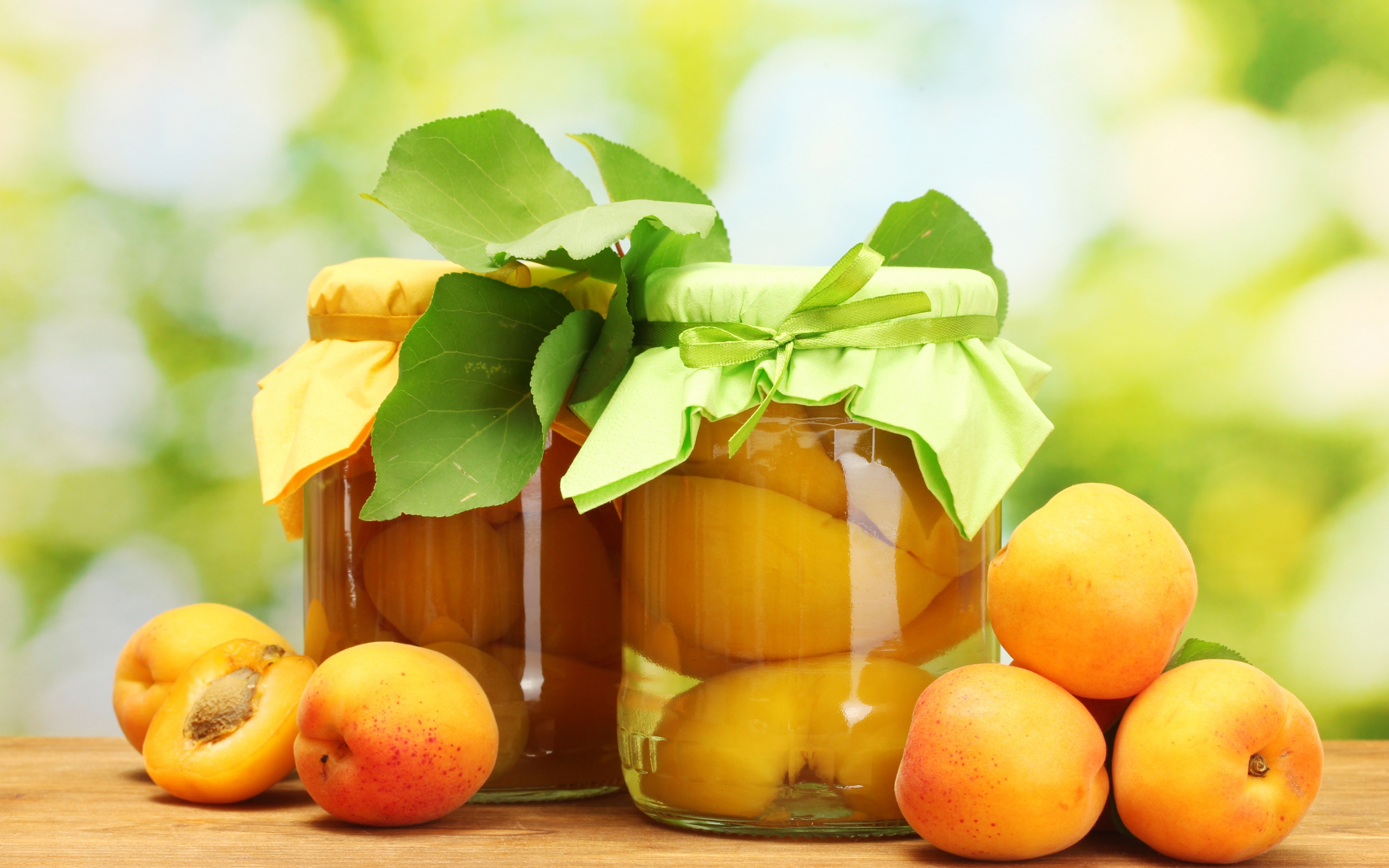 Apricot Compote for 2560 x 1600 widescreen resolution