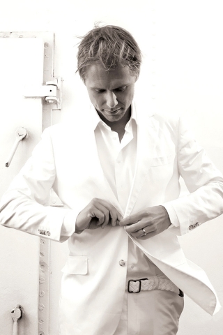 Armin Van Buuren White for 320 x 480 iPhone resolution