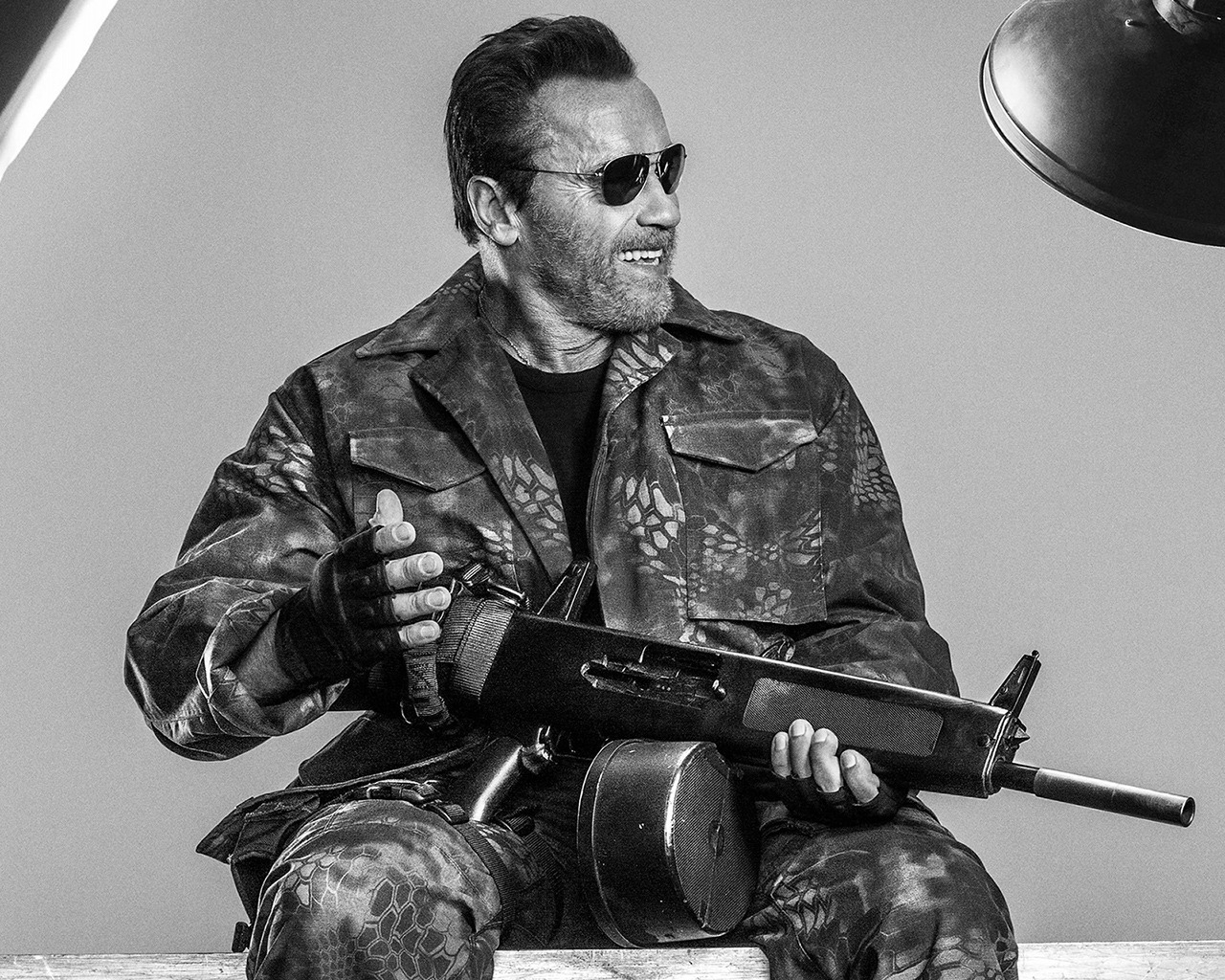 Arnold Schwarzenegger The Expendables 3 for 1280 x 1024 resolution