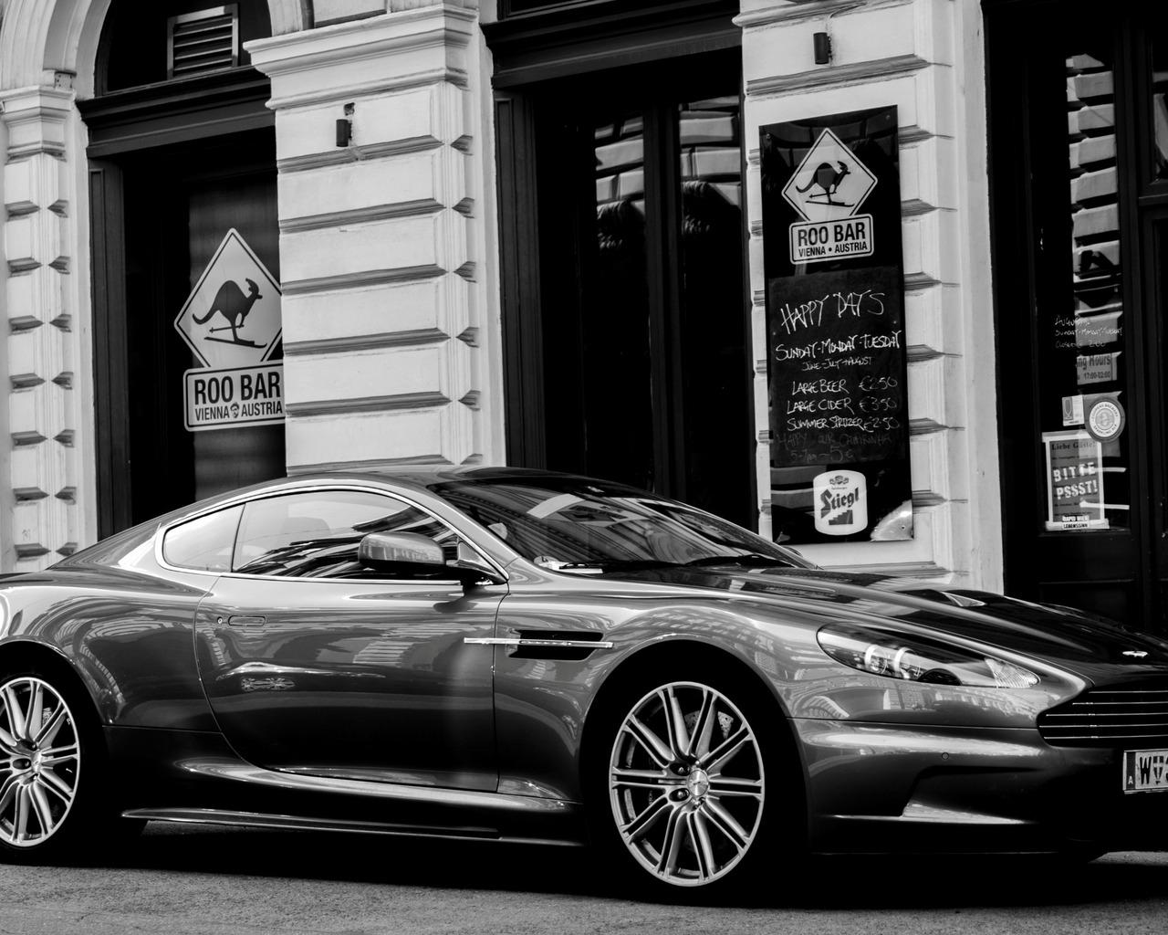 Aston Martin DBS Coupe for 1280 x 1024 resolution