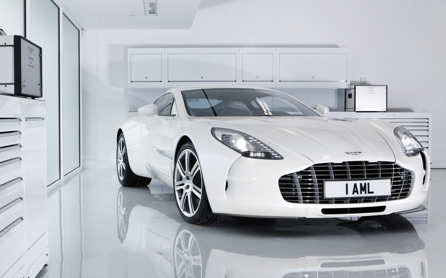 Aston Martin One 77 for 1440 x 900 widescreen resolution