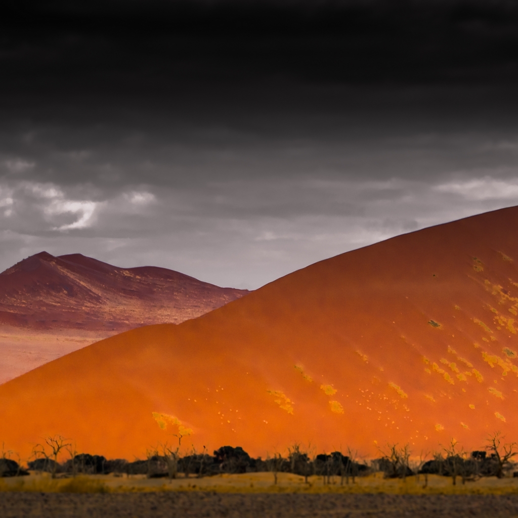 Atacama Desert for 1024 x 1024 iPad resolution