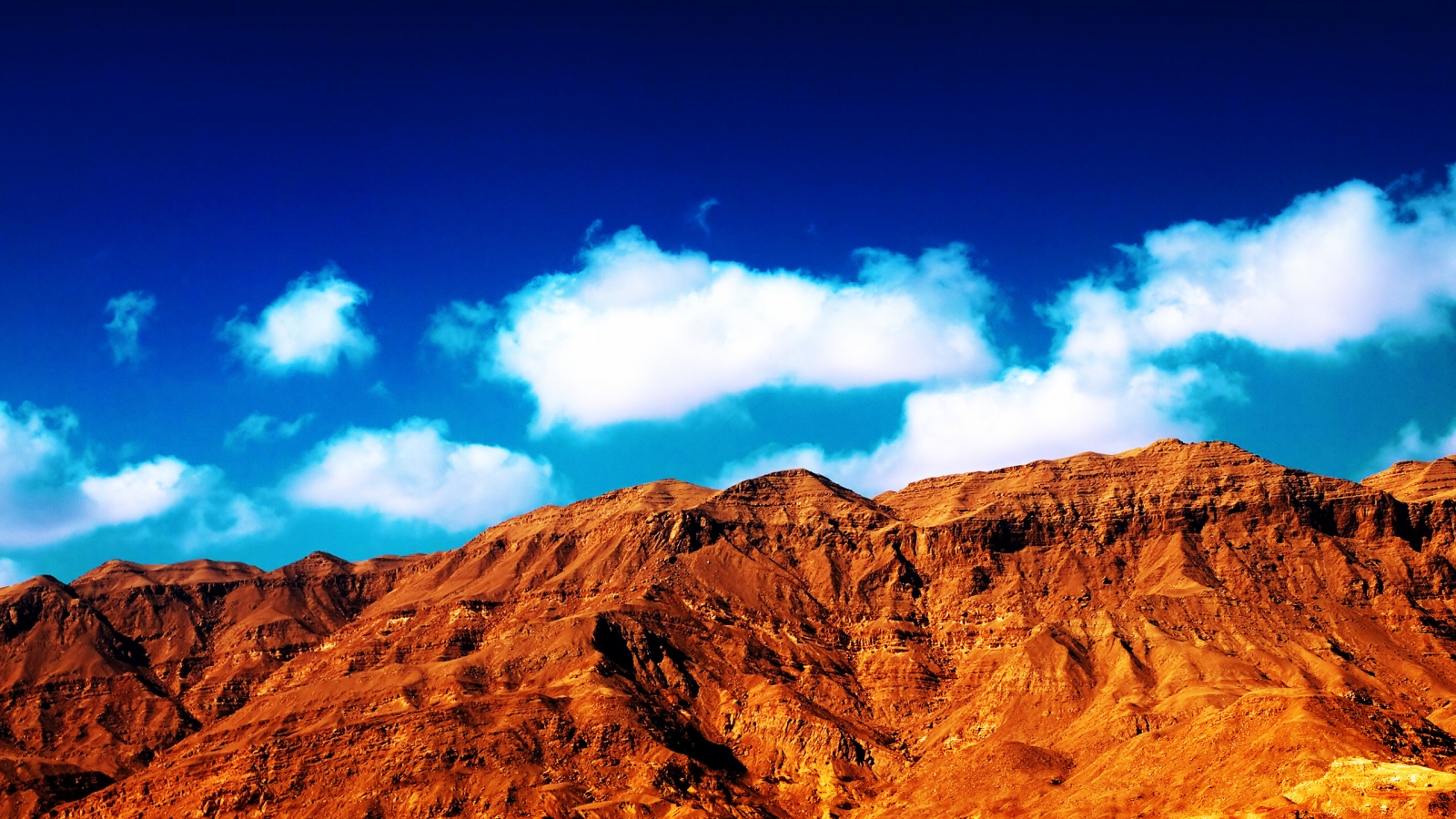 Ataqa Mountain for 1600 x 900 HDTV resolution
